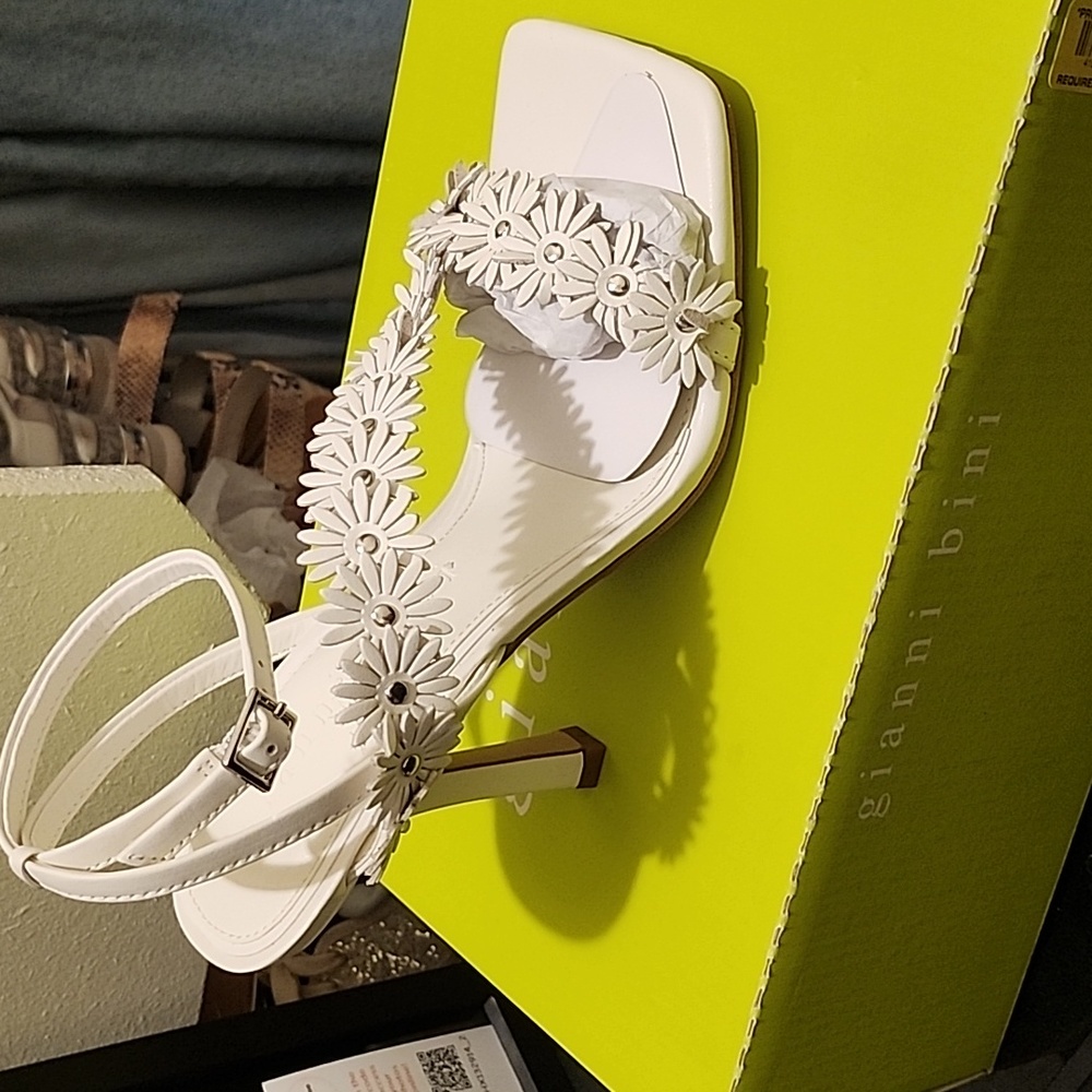 Gianni Bini heels